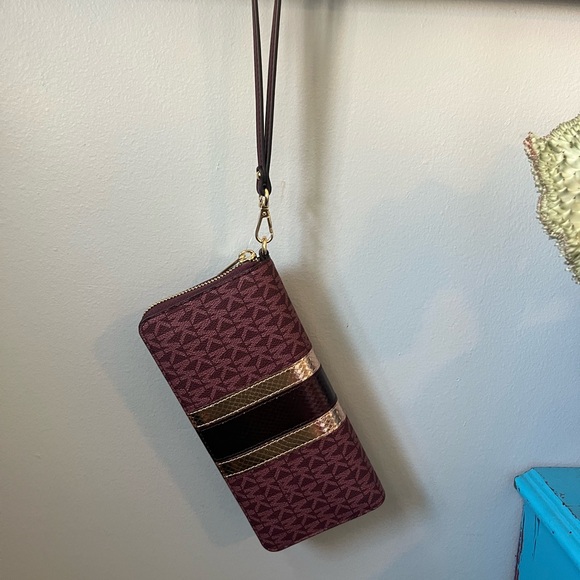 NWT Michael Kors Large Jet Set Wallet/Wristlet/Clutch Ox Blood Rogue Sombre MK - Picture 14 of 16